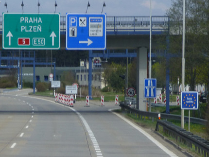 ニュルンベルク、チェコ、プラハ、高速バス、移動 (11).jpg